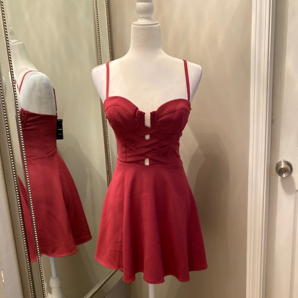 Bebe dress